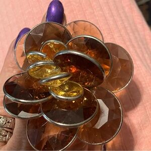 Giant faceted vintage Lucite, silver tone flower floral adjustable ring